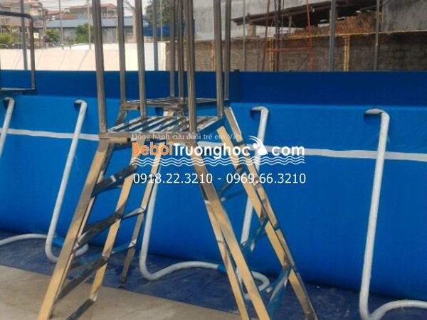 thang inox bể bơi thông minh