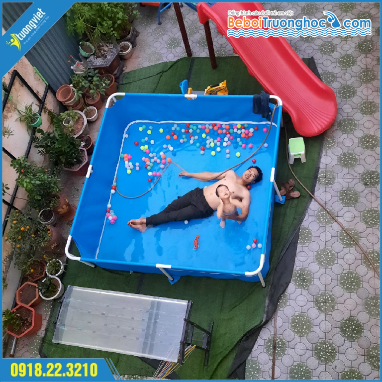 Bể bơi mini cho bé